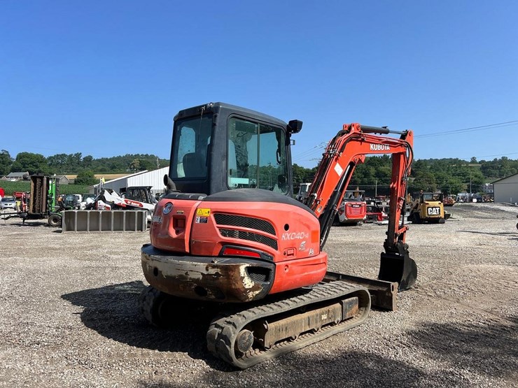 2020-kubota-kx040-4-image-6