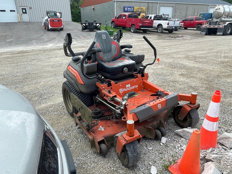 #4861-•-husqvarna-professional-z560x-zero-turn-lawn-mower-image-24