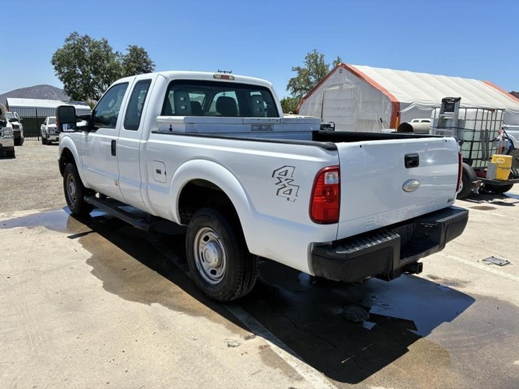 2011-ford-f250-image-4