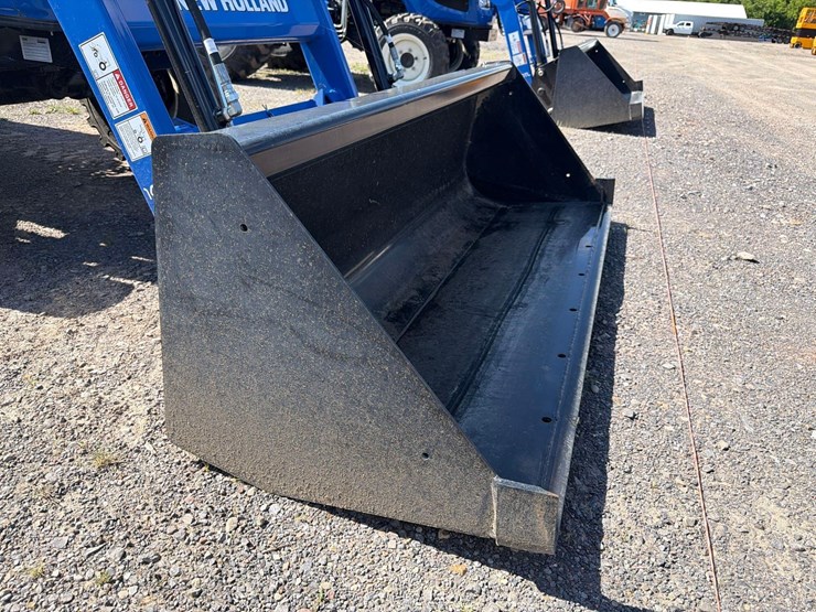 new-holland-workmaster-35-image-11