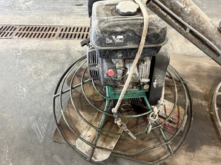 #1813-•-36"-power-trowel-w/-8hp-honda-image-6