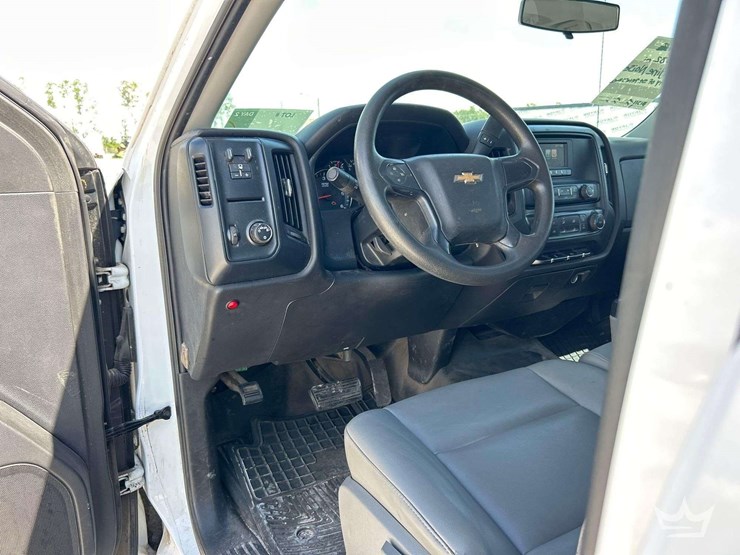 2016-chevrolet-silverado-1500-image-13