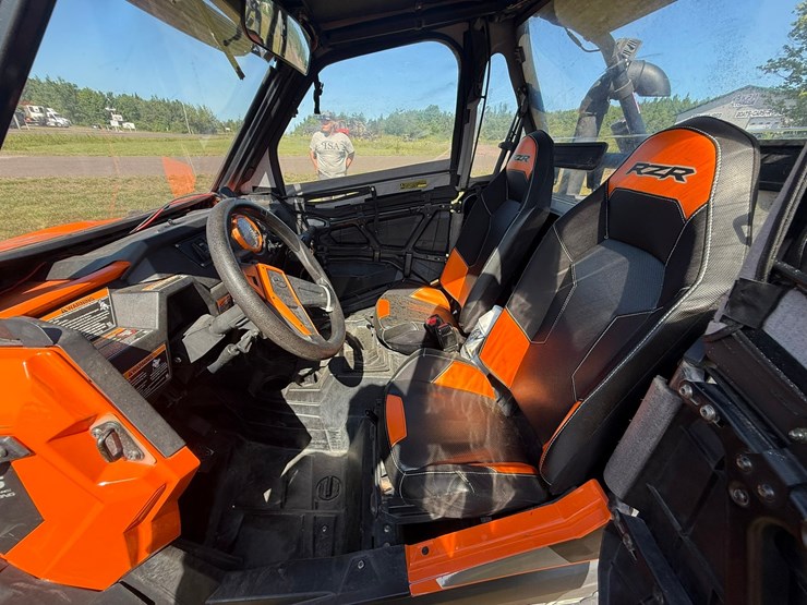 #1429-•-2015-polaris-rzr-4x4-utv-image-44