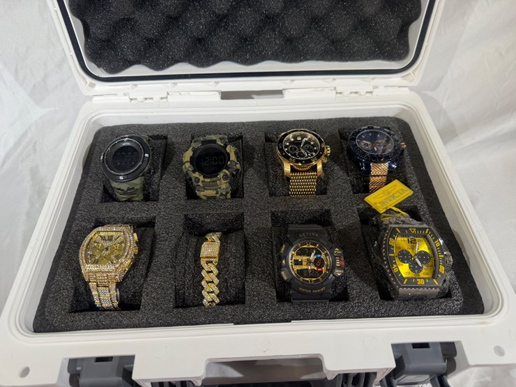 #84577-•-box-of-invicta-watches-image-3