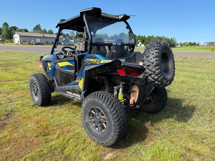 #1430-•-2016-polaris-rzr-4x4-utv-image-3