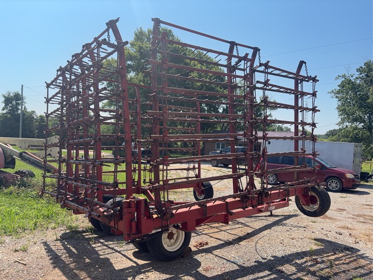 mcfarlane-36'-drag-harrow-image-5