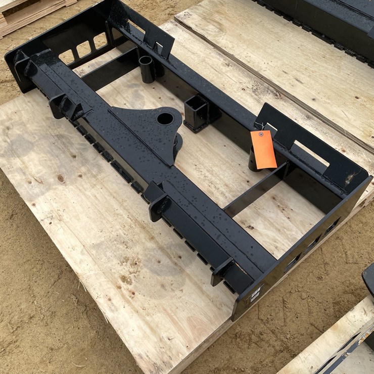 #2000 • New Wolverine Pallet Fork Frame