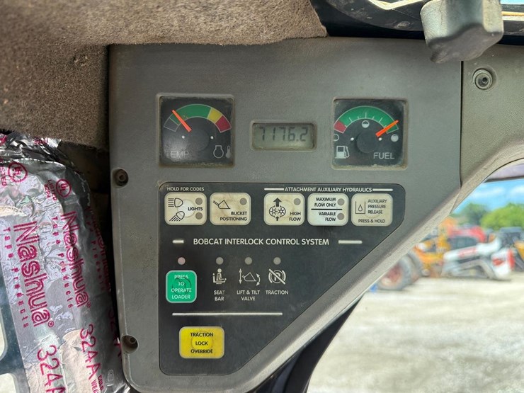 bobcat-t300-image-25
