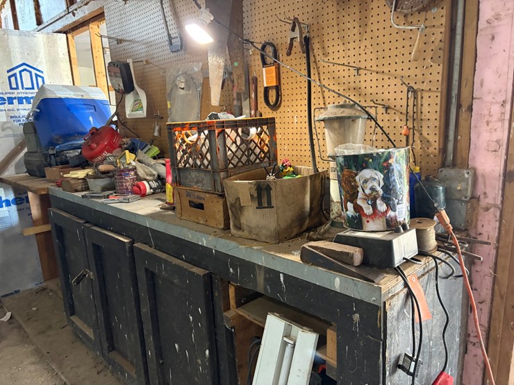 #8357-•-large-assorted-lot-image-1