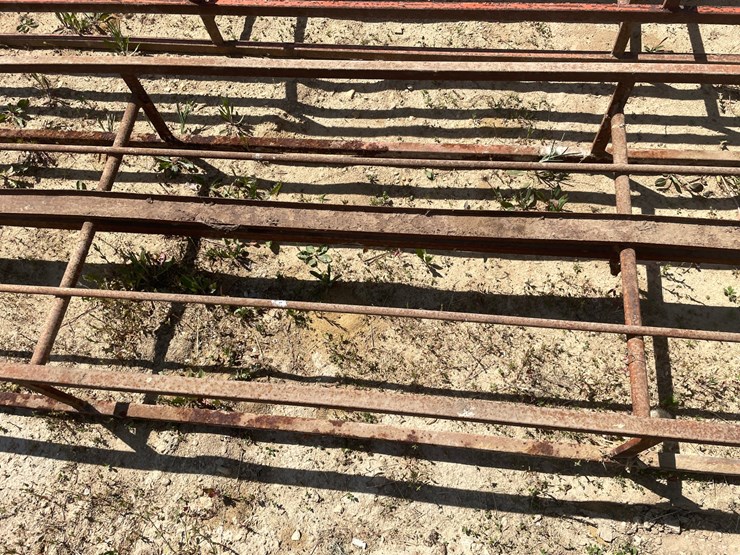#3379-•-60'-hay-conveyer-image-14