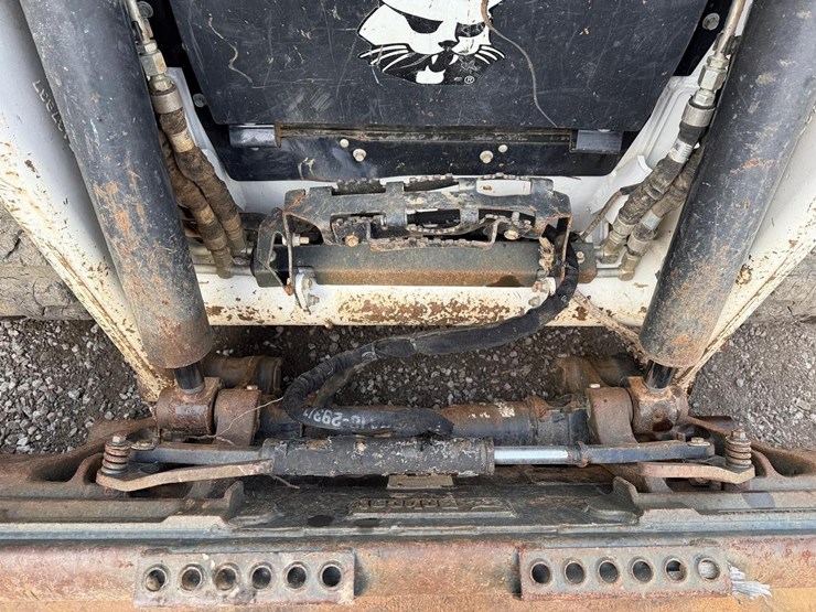 2023-bobcat-t76-image-10