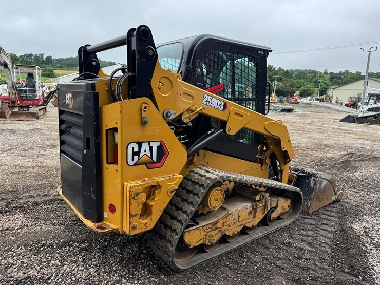 2023-caterpillar-259d3-image-6