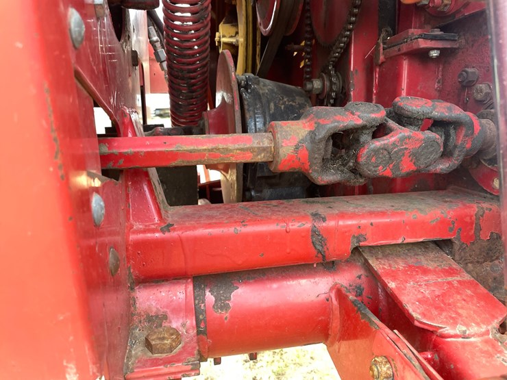 new-holland-489-image-33