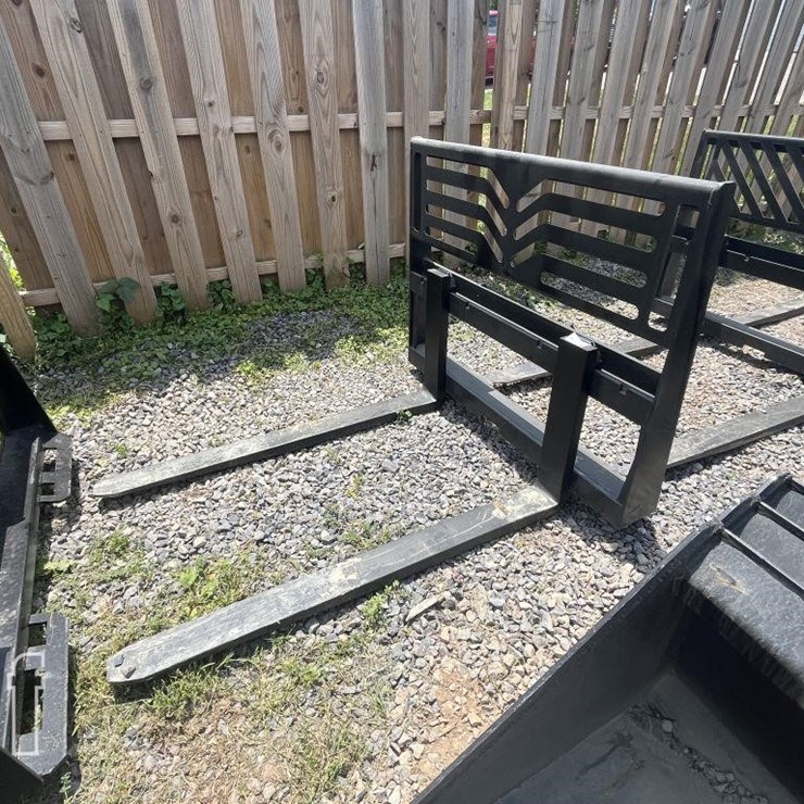 WILDCAT 48" PALLET FORKS