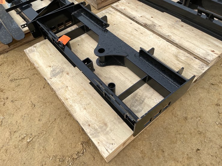 #2001-•-new-wolverine-pallet-fork-frame-image-1