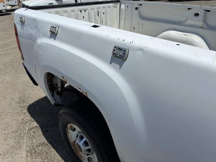 2012-gmc-sierra-2500-image-6