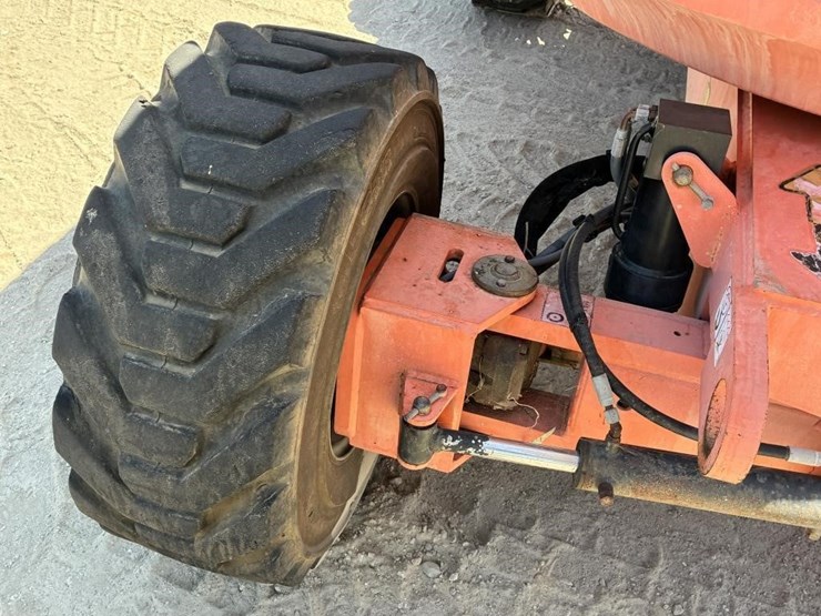 2005-jlg-600aj-image-20