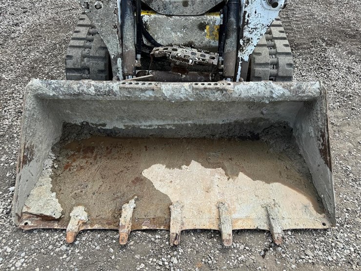 2022-bobcat-t550-image-10