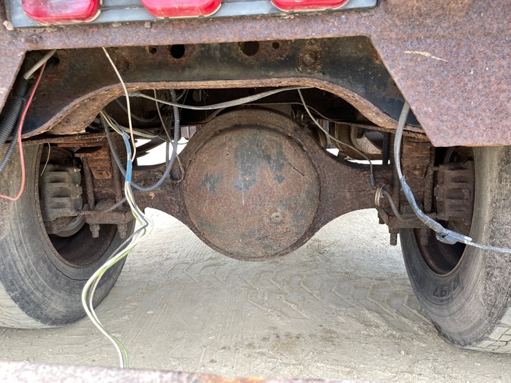#204-•-1988-international-straight-truck-(has-wi-title)-image-79