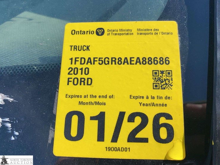 2010-ford-f550-image-32