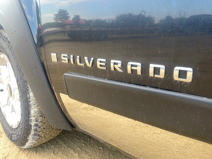 2008-chevrolet-k1500-image-9