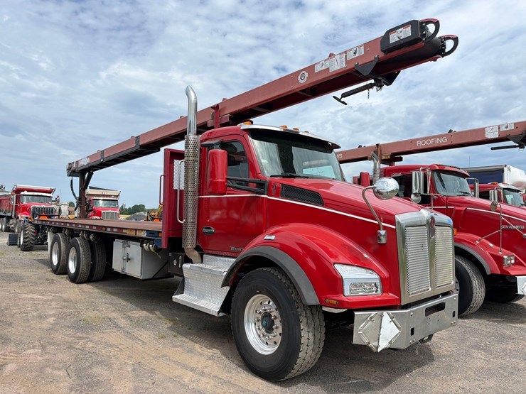 2015-kenworth-t880-image-2