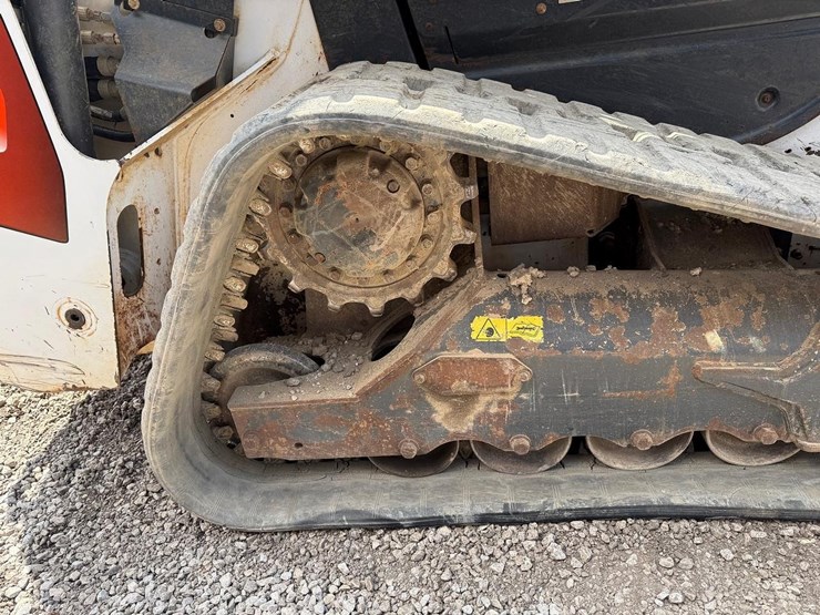 2022-bobcat-t62-image-14