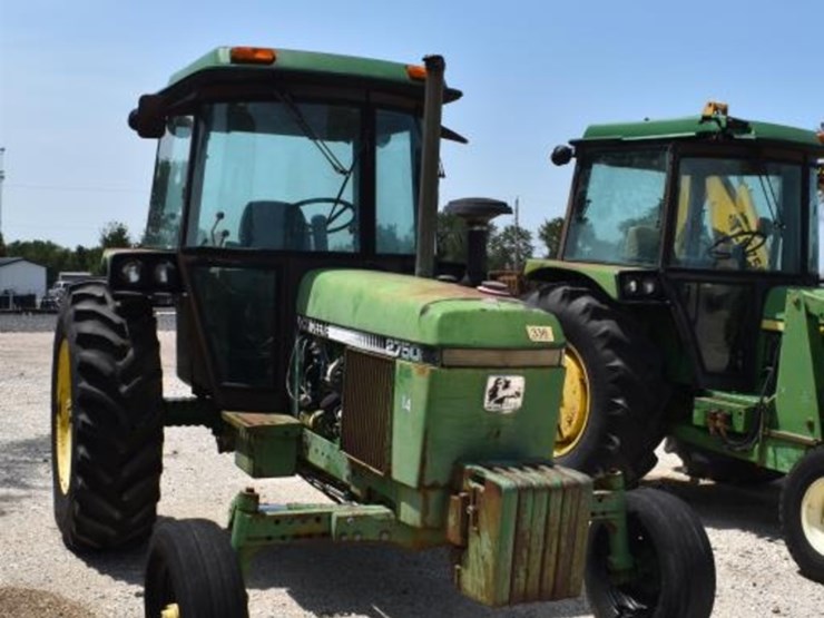 john-deere-2750-image-2