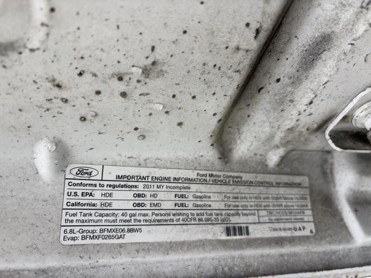 2011-ford-f550-xlt-image-9