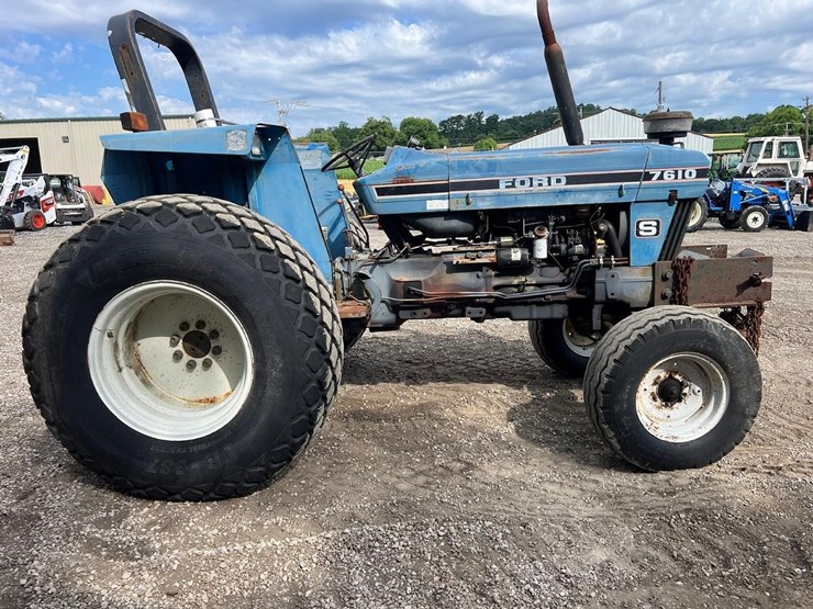 ford-7610-image-10