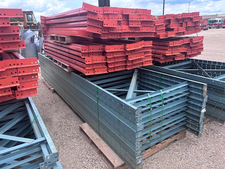 #40087-•-(1)-stack-bolt-on-upright-16ft-x-46in-bolt-on-beams-8ft-x-3-1/2in-pallet-racking-image-1