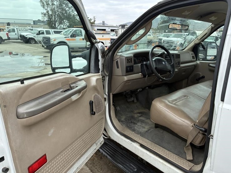 2004-ford-f250-image-14