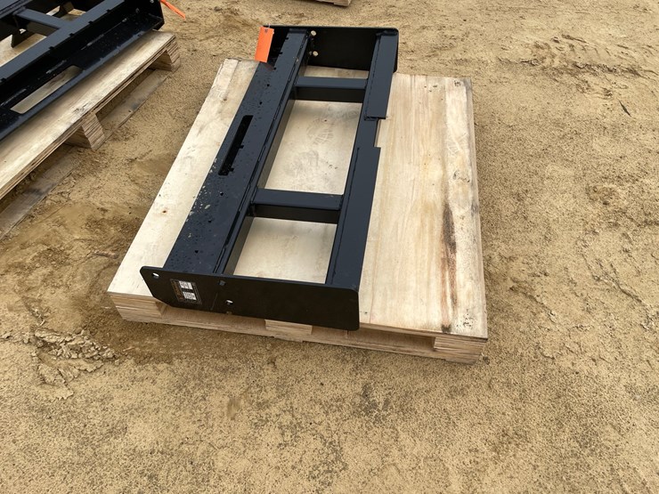 #2002-•-new-wolverine-pallet-fork-frame-image-5