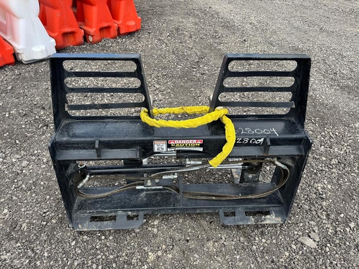 wildcat-48"-hydraulic-skid-steer-forks-with-walk-through-design*-see-details-image-5