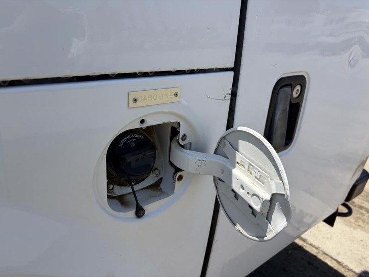 2011-ford-f350-image-6