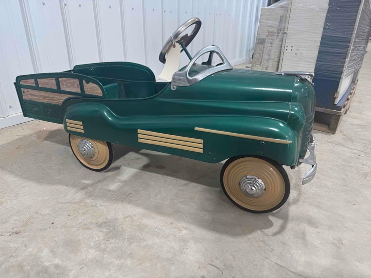 vintage-toy-car-image-4