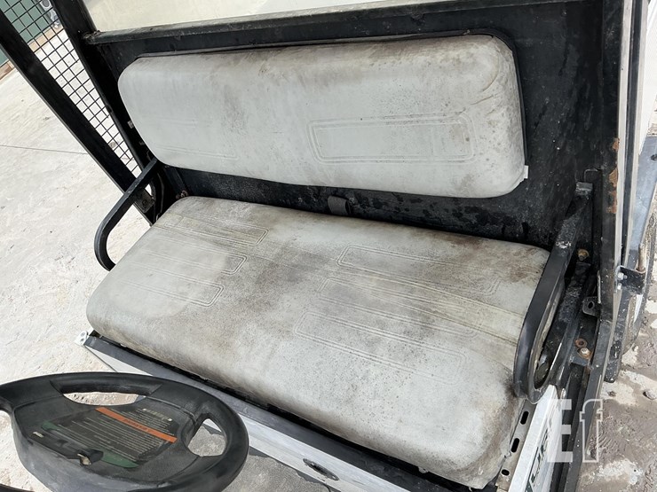 2014-club-car-carryall-1-image-9