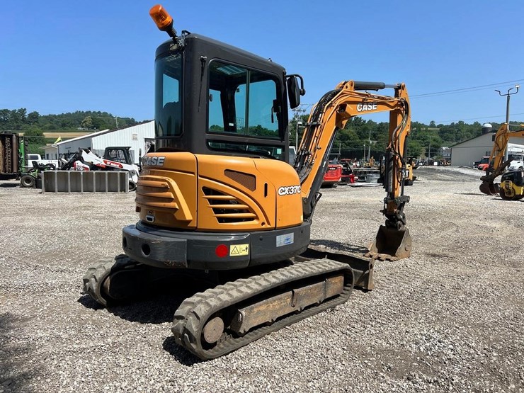 2020-case-cx37c-image-6