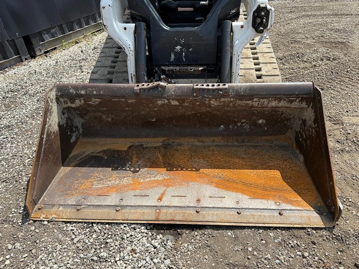 2022-bobcat-t62-image-9
