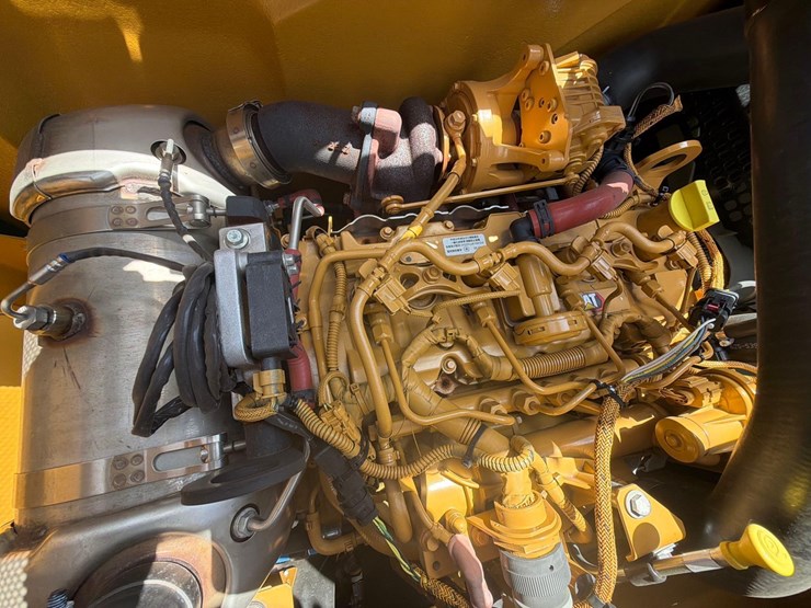 caterpillar-315-gc-image-30