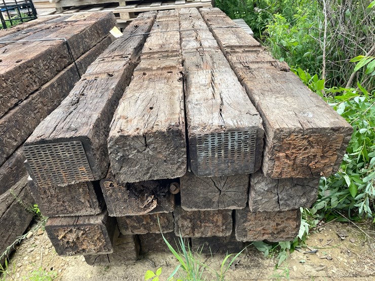 #3449-•-bundle-of-(16)-railroad-ties-image-5