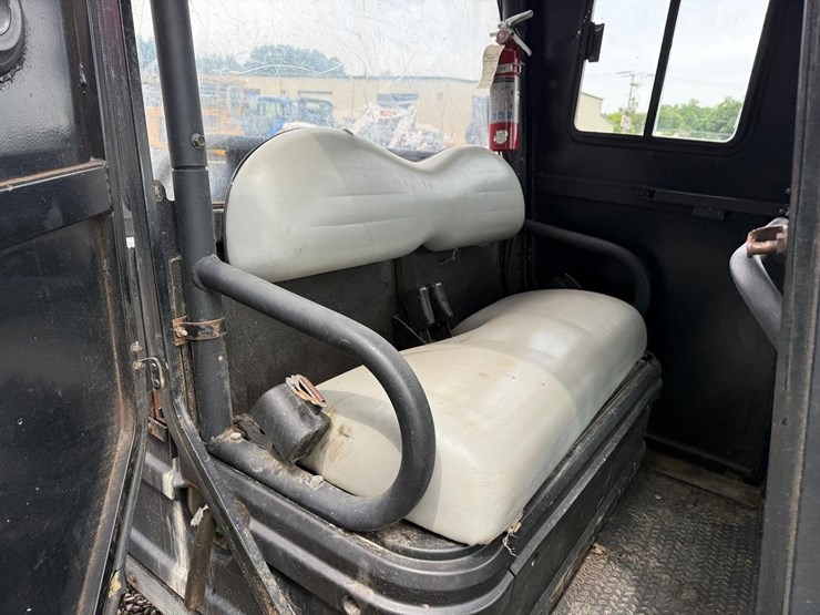 club-car-carryall-1700-image-14