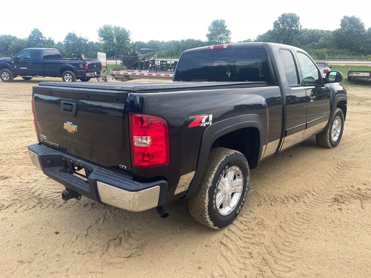 2008-chevrolet-k1500-image-5