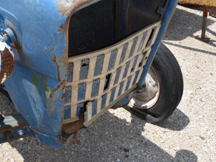 ford-3000-image-4