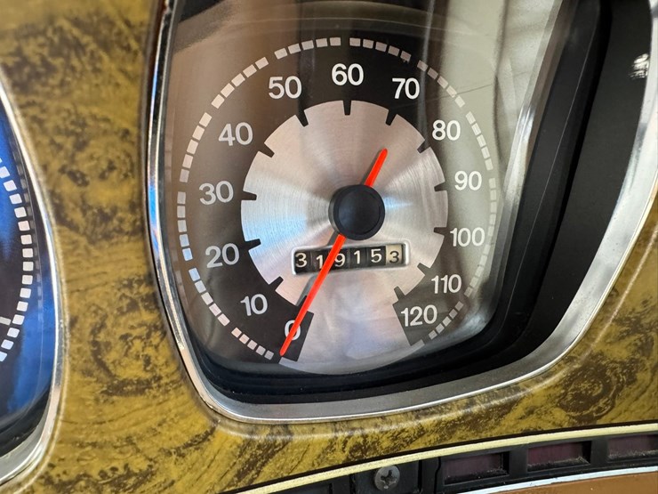 #1865-•-1972-american-javelin-sst-coupe-image-30