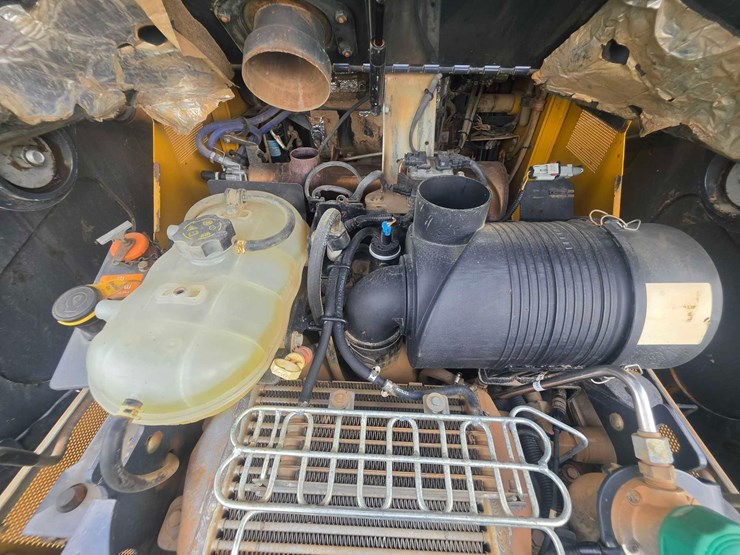2020-deere-333g-image-10