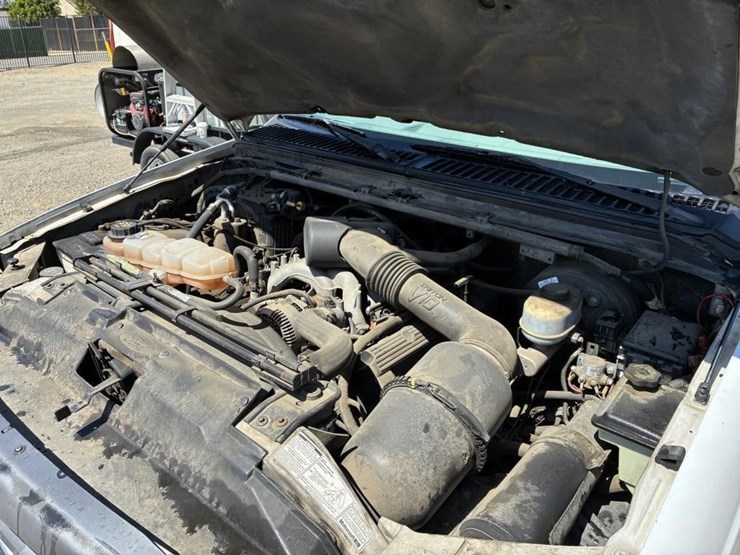 2001-ford-f350-image-12