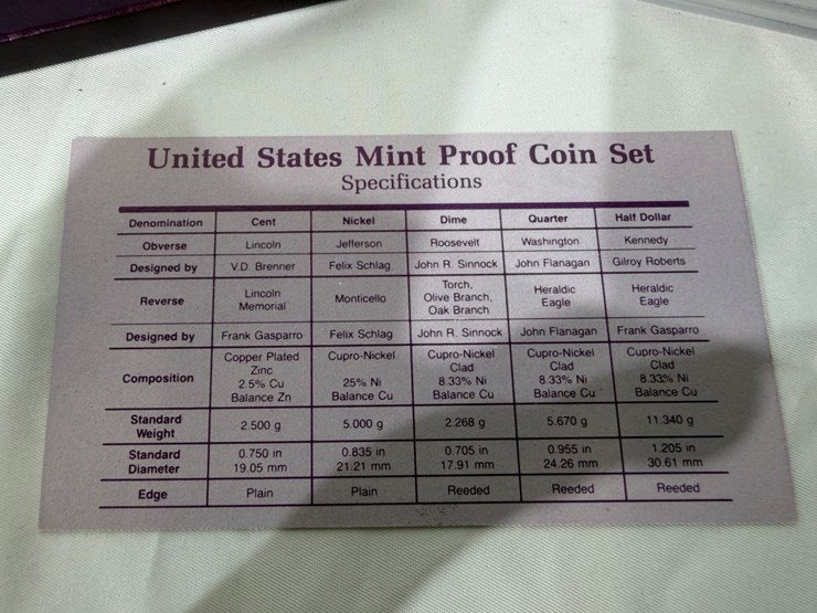 #40044-•-(10)-u.s.-mint-coinsets-from-1980's-image-37
