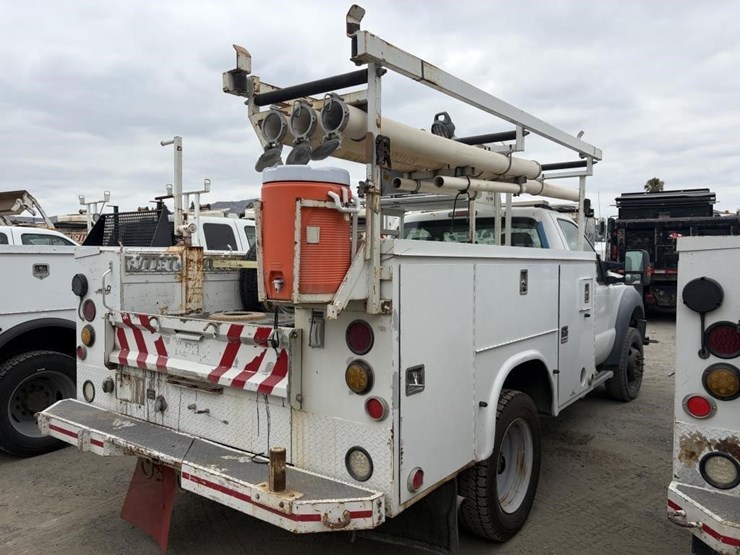 2012-ford-f450-xlt-image-3