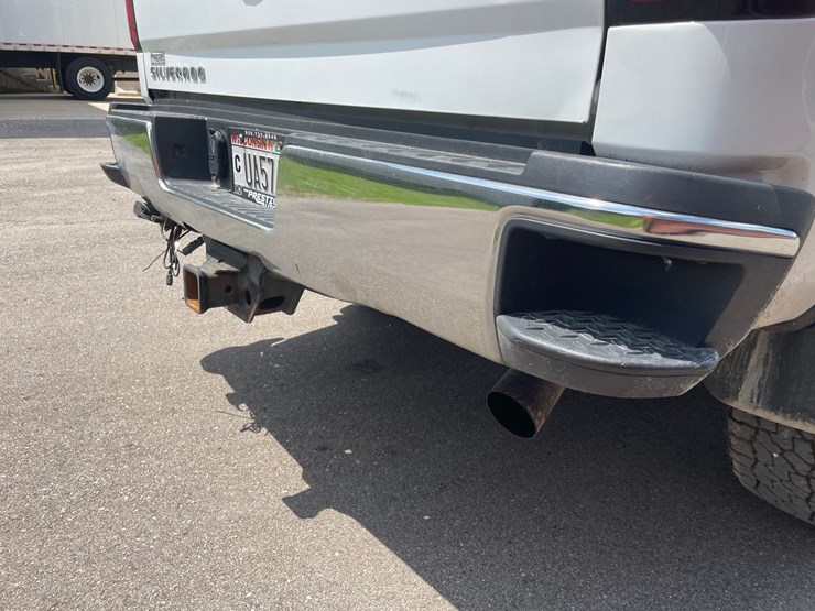 2019-chevrolet-2500-image-23